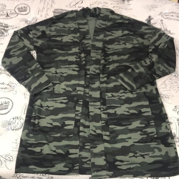 Sanctuary Camo Print Camp Cardigan - Picture 3 of 6